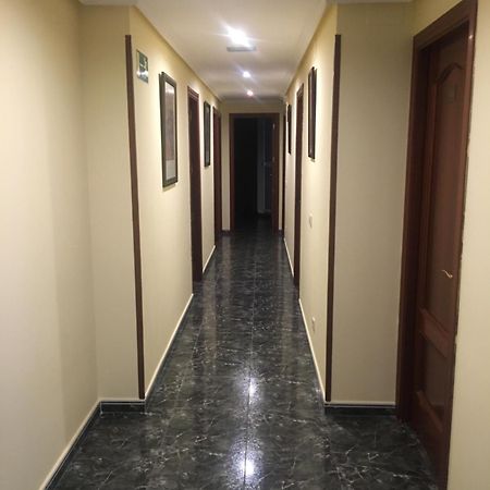 Hostal Conchita Legazpi Мадрид Экстерьер фото